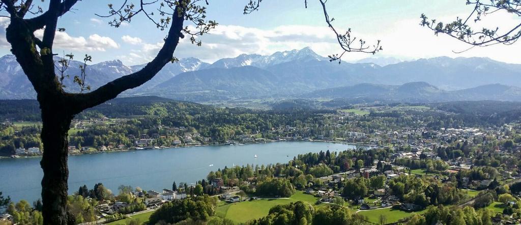Appartements Gaestehaus Gallob Velden am Woerthersee Luaran gambar